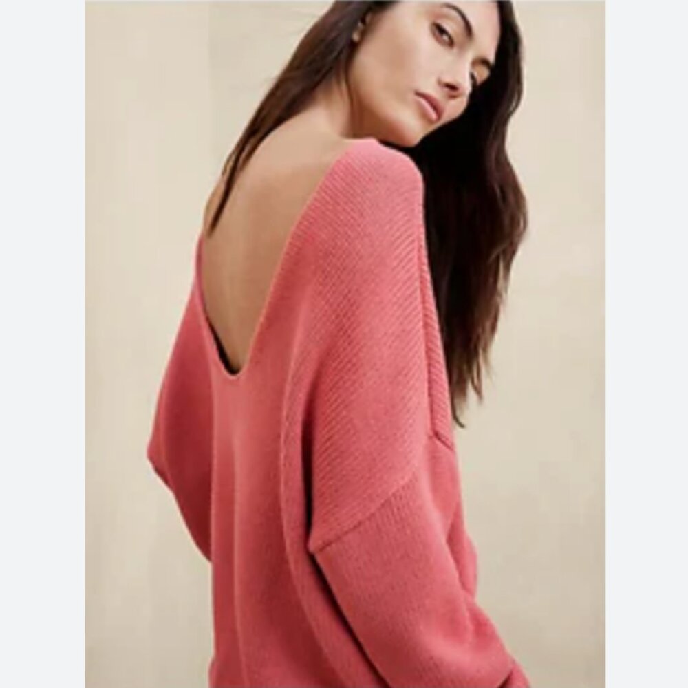 Thick Cozy Scoop Back Sweater in Cream | Banana Republic | Sz L